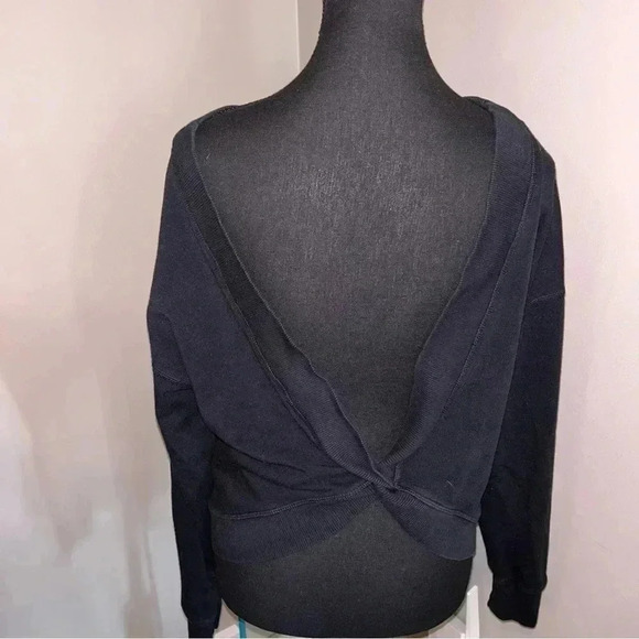 Offline by  Aerie Crewneck - Picture 3 of 6